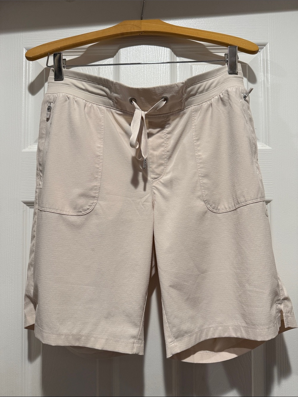 Gap Fit Casual Drawstring Women’s Shorts - Light Beige